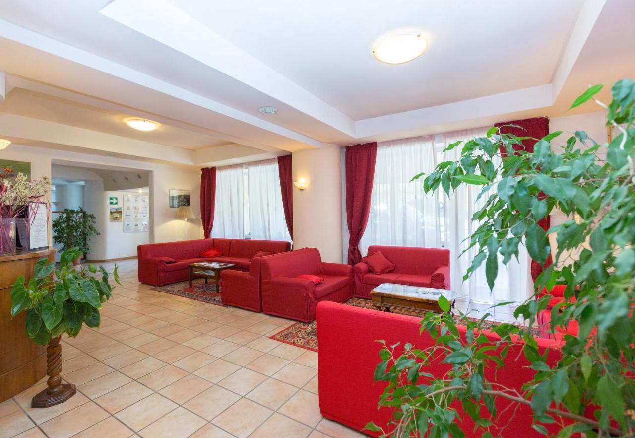 אבדיאה סאן סלבטורה Hotel Gambrinus מראה חיצוני תמונה
