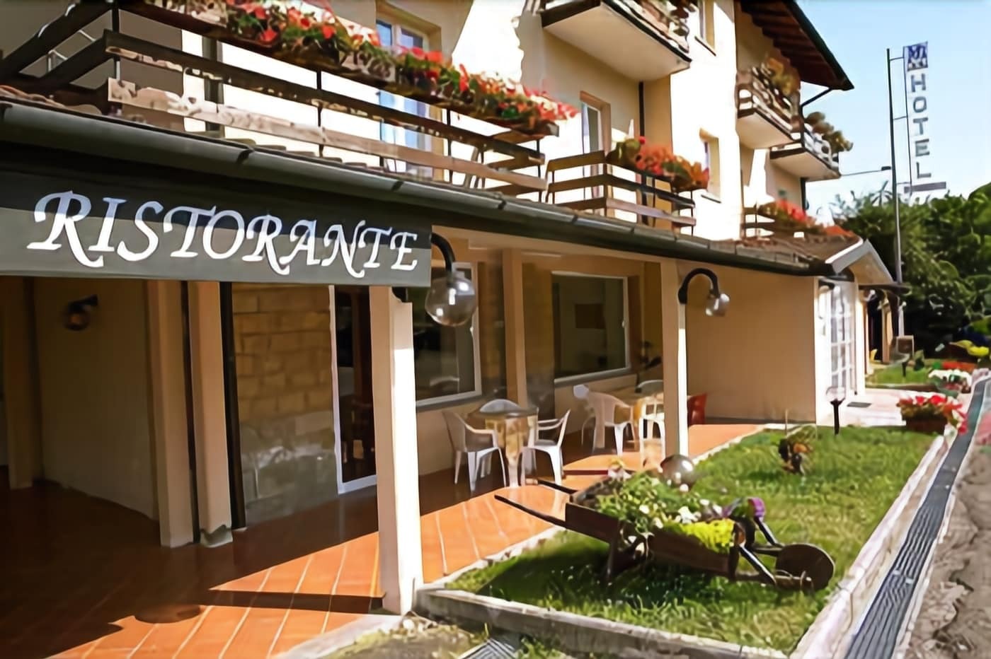 אבדיאה סאן סלבטורה Hotel Gambrinus מראה חיצוני תמונה