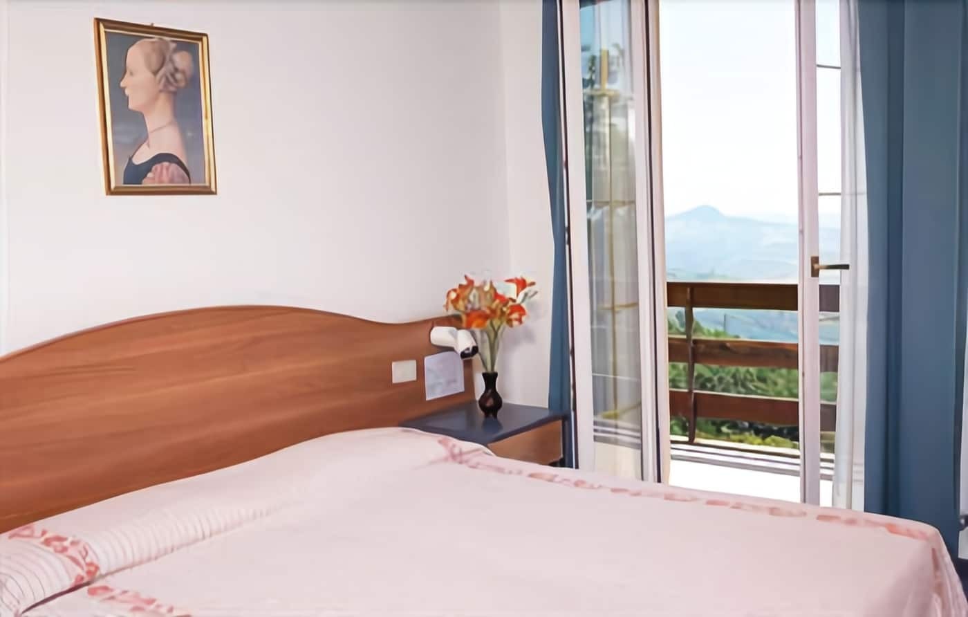 אבדיאה סאן סלבטורה Hotel Gambrinus מראה חיצוני תמונה